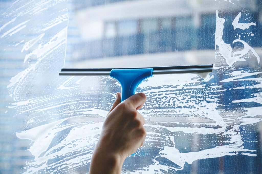 Fensterreinigung und Storenreinigung Morozovs Reinigung