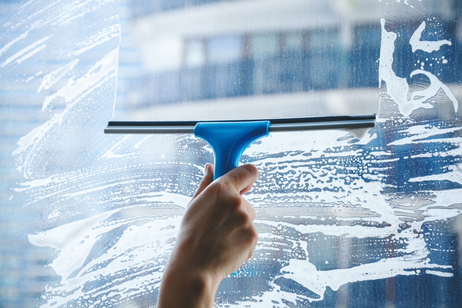 Fensterreinigung und Storenreinigung Morozovs Reinigung