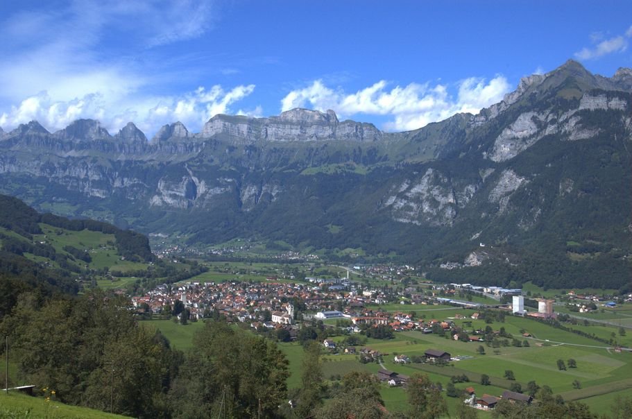 Flums CC BY-SA 2.0 (Attribution-ShareAlike 2.0) J. Gadient